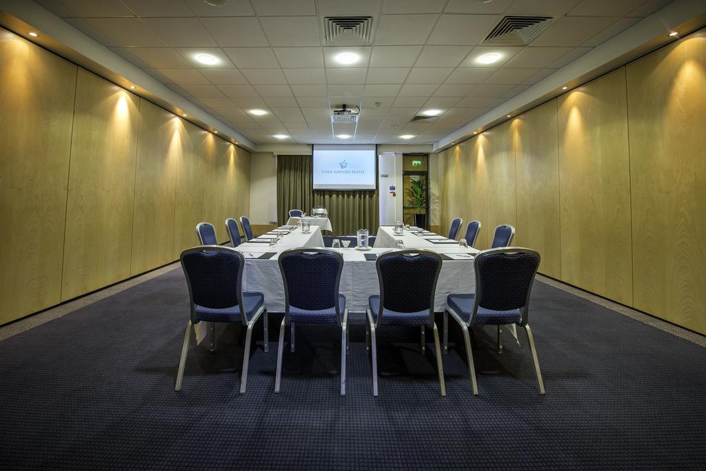 Cork Airport Hotel Ngoại thất bức ảnh